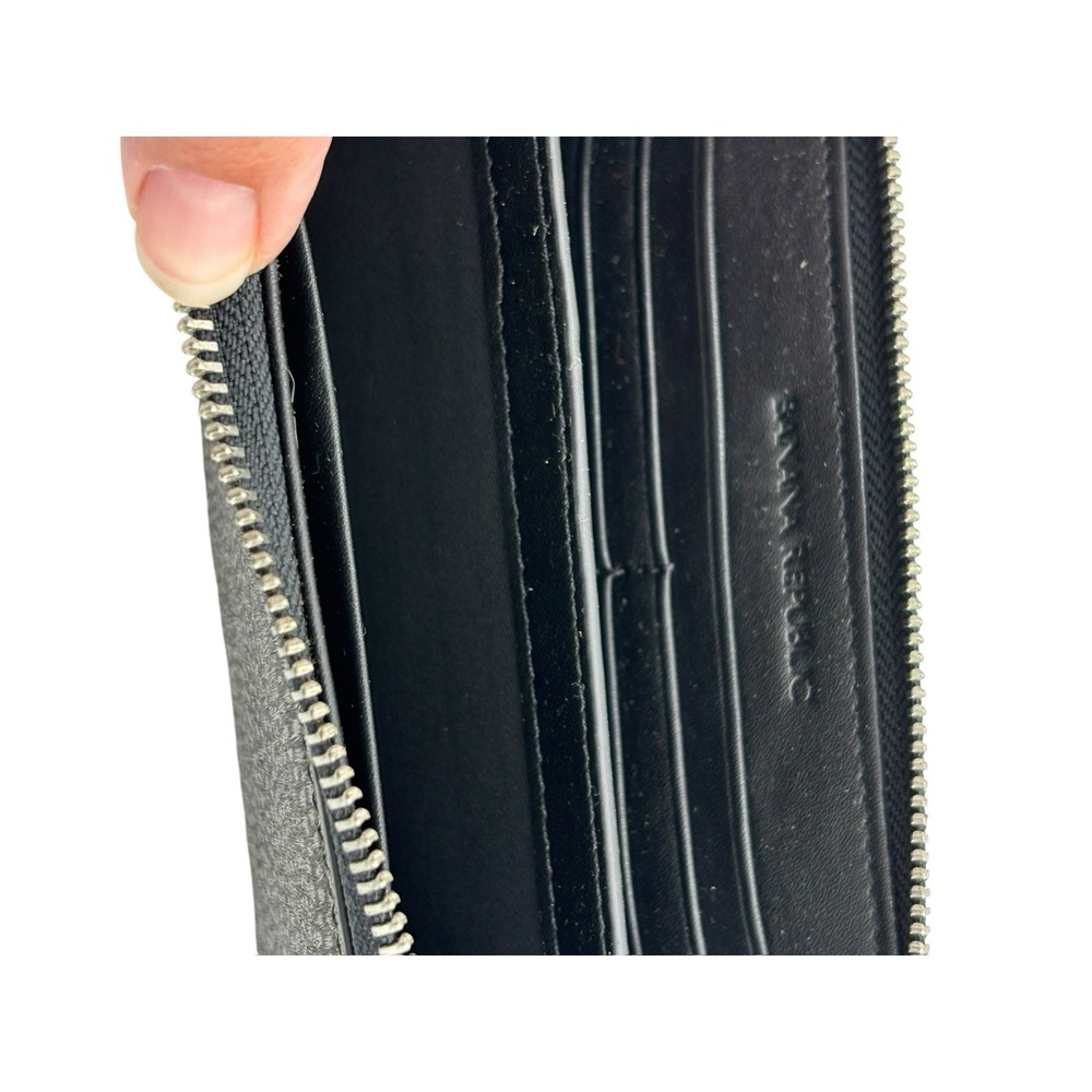 Banana Republic Black and Gray Wristlet Clutch - Picture 5 of 8